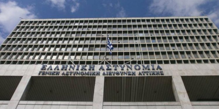 Επίσκεψη τριών ωρών του Μιχάλη Χρυσοχοΐδη στην αντιτρομοκρατική
