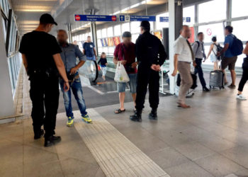 Ελ. Βενιζέλος: 17 συλλήψεις σε αστυνομική επιχείρηση – Φωτογραφίες