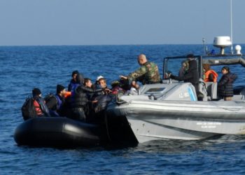 Κως – Δέκα πρόσφυγες διέσωσε σκάφος της Frontex