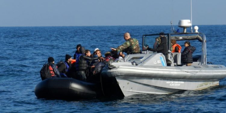 Κως – Δέκα πρόσφυγες διέσωσε σκάφος της Frontex