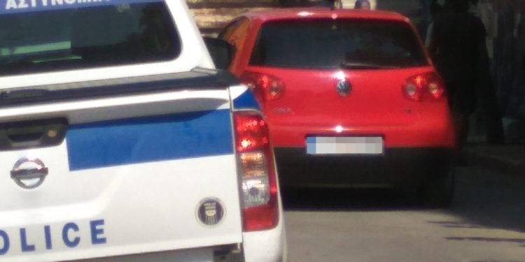 Μεγάλη επιχείρηση της αστυνομίας στα Εξάρχεια – Τρεις προσαγωγές (Φωτογραφίες)