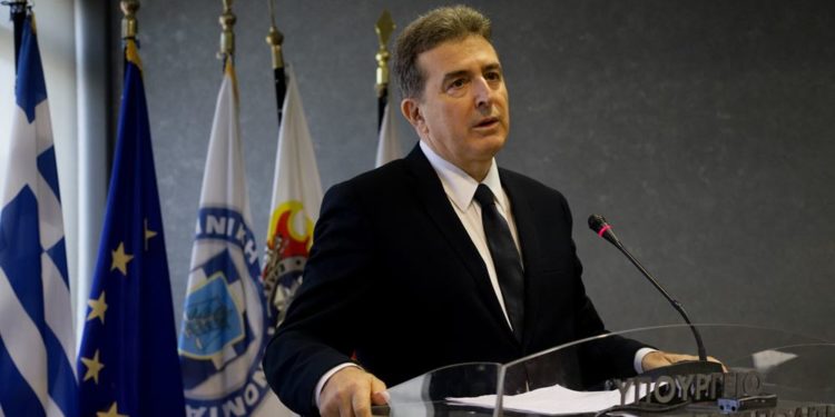 Παραμένει στο Υπουργείο Προστασίας του Πολίτη ο Χρυσοχοΐδης – Νέος Υφυπουργός ο Γιάννης Λαμπρόπουλος