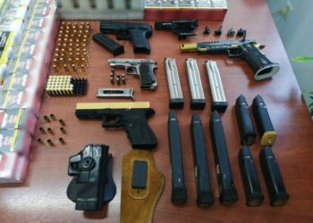 Συνελήφθη 29χρονος για παράνομη οπλοκατοχή στην Ημαθία – Είχε τρία πιστόλια (φωτογραφίες)