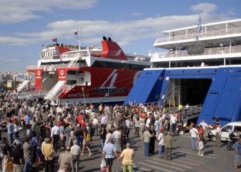 Αυξημένη κίνηση στα λιμάνια ενόψει Δεκαπενταύγουστου
