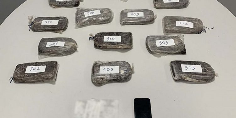 Έκρυψε περισσότερα από 6 κιλά ηρωίνη στην πόρτα αυτοκινήτου