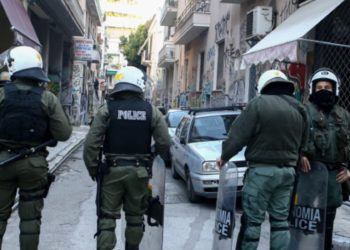 Κατάληψη Νοταρά 26, Αθήνα: Η αλληλεγγύη δεν είναι έγκλημα!