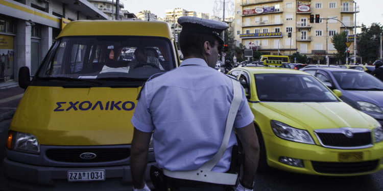 Τροχαία: Τι έδειξαν οι έλεγχοι στα σχολικά λεωφορεία