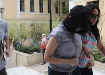 Η κατάθεση της 19χρονης που εγκατέλειψε το βρέφος της: «Τη σταύρωσα, τη φίλησα και την άφησα….»