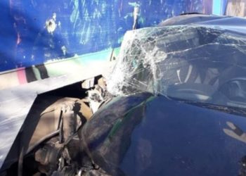 Σύγκρουση αμαξοστοιχίας που εκτελούσε το δρομολόγιο Λάρισα-Βόλος με όχημα