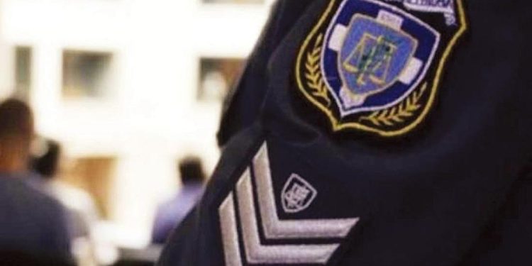 Εμπρηστική επίθεση στο σπίτι αξιωματικού της ΕΛ.ΑΣ.