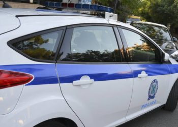 Εξαρθρώθηκε σπείρα που εξαπατούσε επιχειρήσεις