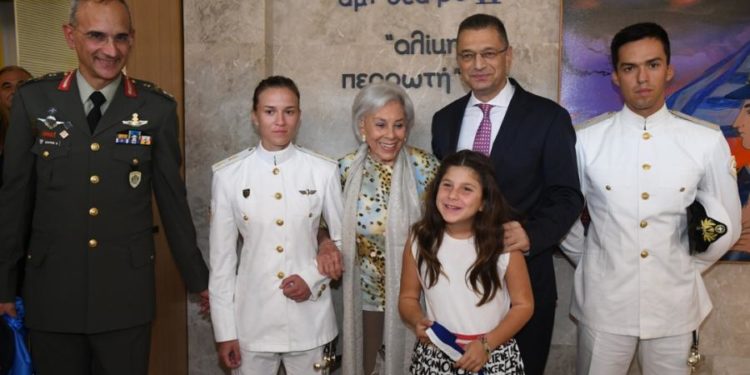 Εγκαίνια αμφιθεάτρου «Αλίκη Περρωτή ΙΙ» της Στρατιωτικής Σχολής Ευελπίδων από τον ΥΦΕΘΑ