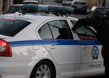 Έρευνα της αστυνομίας για πυροβολισμούς κοντά σε σχολείο στην Ηλιούπολη