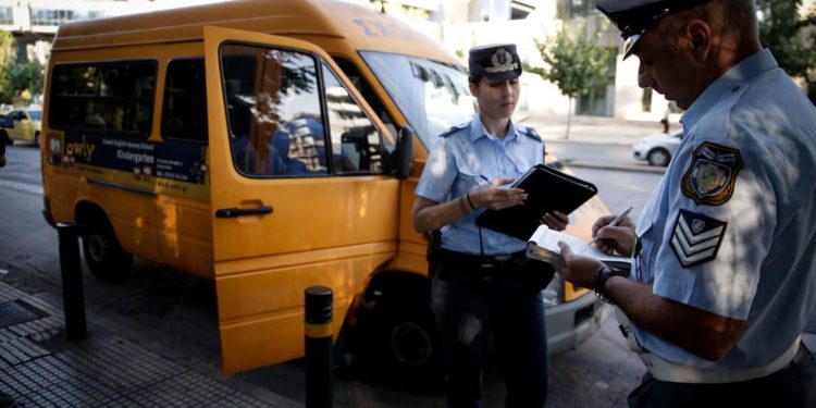 Αττική: Πάνω από 130 παραβάσεις σε σχολικά λεωφορεία βεβαιώθηκαν σε ένα 10ημερο