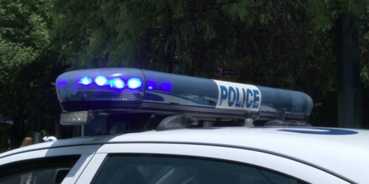 Κουκουλοφόροι εισέβαλαν σε σπίτι στο Πόρτο Ράφτη