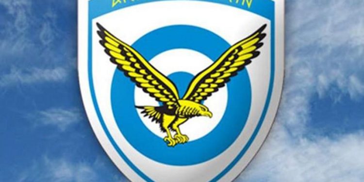 «Φτερά» έκαναν 10.000 ευρώ από μονάδα της Πολεμικής Αεροπορίας