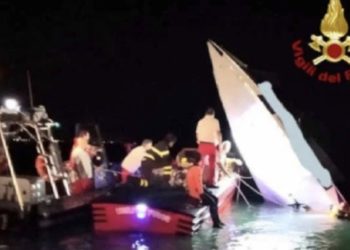 Ιταλία: Tαχύπλοο που επιχείρησε να καταρρίψει ρεκόρ ταχύτητας συνετρίβη – 3 νεκροί, ανάμεσά τους γνωστός επιχειρηματίας