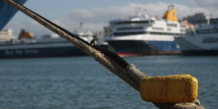 Δεμένα στα λιμάνια τα πλοία την Τρίτη 24 Σεπτεμβρίου – 24ωρη απεργία της ΠΝΟ
