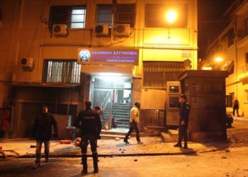 Απόδραση κρατουμένου από το Aστυνομικό Tμήμα Εξαρχείων