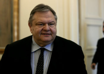 Ο Ευ. Βενιζέλος καταθέτει για τη Novartis