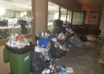 Eικόνες ντροπής με την καθαριότητα σε αστυνομικές υπηρεσίες της Αθήνας