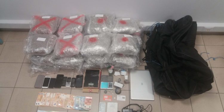 Θεσσαλονίκη: 26 κιλά κάνναβης στην “τσιμπίδα” της Ασφάλειας