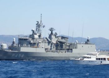 Ενισχύονται τα μέτρα στο Αιγαίο – Στην αντιμετώπιση του προσφυγικού και σκάφη του Πολεμικού Ναυτικού
