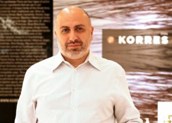 Ο Γ. Κορρές περιγράφει πώς του επιτέθηκαν οι «ληστές με το μέικ απ»