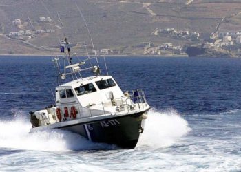 Πυρκαγιά σε θαλαμηγό με 6 επιβαίνοντες στο Παλιούρι Χαλκιδικής – Συνελήφθη ο κυβερνήτης