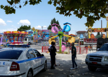 Τραγωδία στον Βόλο: Έρευνες για τον χειριστή του μοιραίου παιχνιδιού στο λούνα παρκ