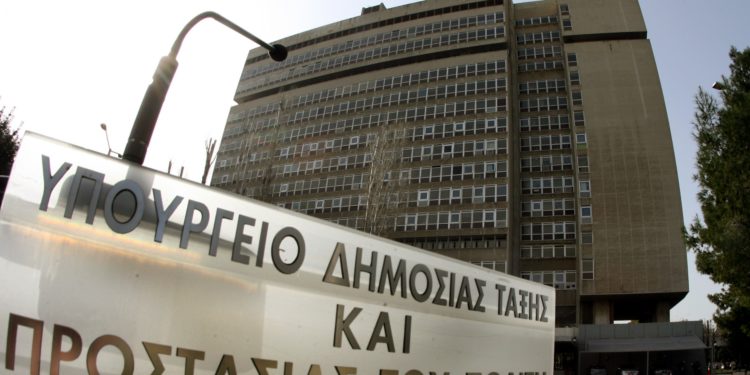Τον Οκτώβριο το νέο νομοσχέδιο με τις αλλαγές στη διαδικασία ασύλου