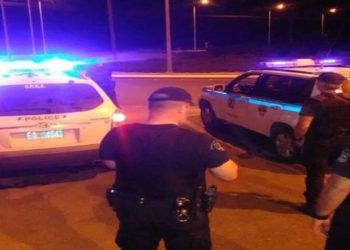 Αλλοδαπός συνελήφθη για παράνομη μεταφορά μεταναστών έπειτα από καταδίωξη