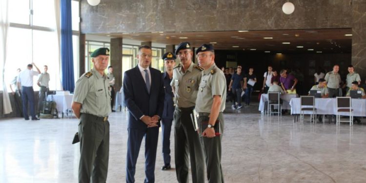 Επίσκεψη του ΥΦΕΘΑ Αλκιβιάδη Στεφανή στη Στρατιωτική Σχολή Ευελπίδων