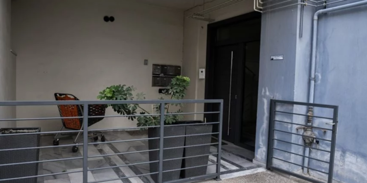 Συνέλαβαν τη μάνα του βρέφους που εγκαταλείφθηκε στη Νέα Ιωνία