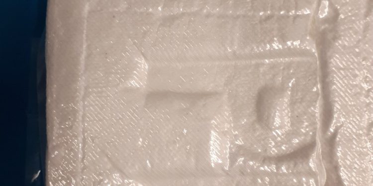 Συνέλαβαν 3 άτομα στο Κερατσίνι για διακίνηση ναρκωτικών – Κατασχέθηκε 1 κιλό και 829 γραμμάρια κοκαΐνης (ΦΩΤΟ)