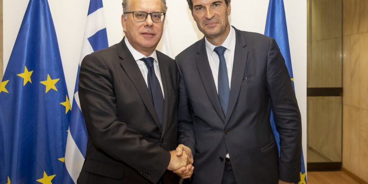 Συνάντηση του Αν. Υπουργού Προστασίας του Πολίτη με τον Πρέσβη της Γαλλίας