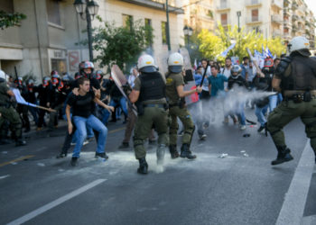 Επεισόδια και χημικά στην πορεία εναντίον της επίσκεψης Πομπέο