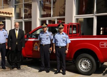 Δωρεά πυροσβεστικού οχήματος στο ΠΣ από τεκτονικό ίδρυμα