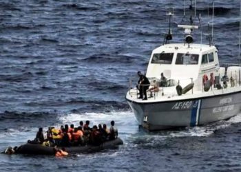 121 μετανάστες και πρόσφυγες περισυνελέγησαν από το λιμενικό σε Φαρμακονήσι και Ικαρία