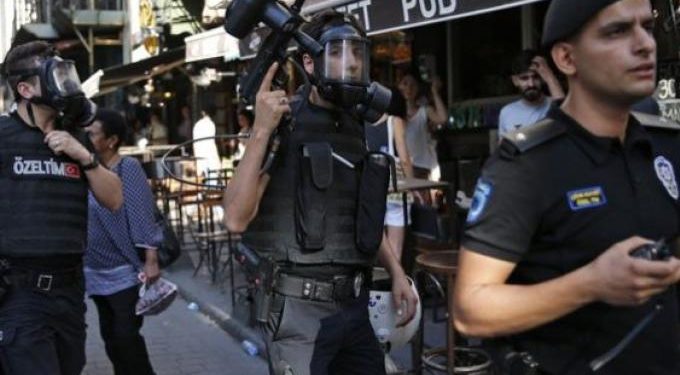 Τουρκία: Συνελήφθη δημοσιογράφος που επέκρινε την τουρκική επιχείρηση στη Συρία