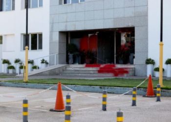 Παρέμβαση “Ρουβίκωνα” για τα εργατικά δυστυχήματα στην “Λάρκο”