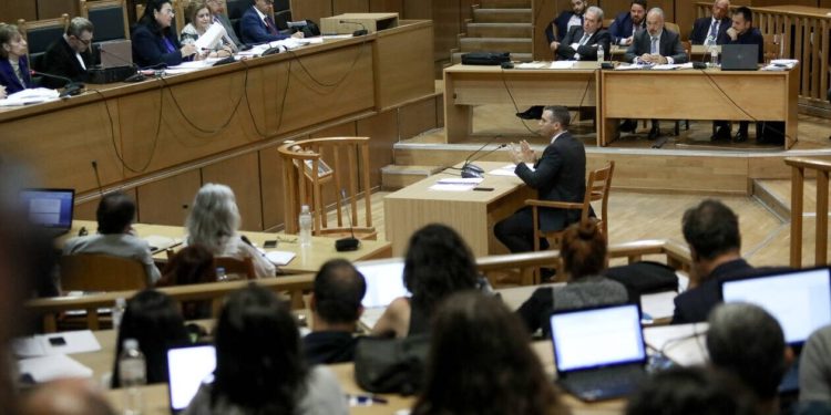 Δίκη ΧΑ: Απολογείται σήμερα ο Γ. Λαγός – Στην περιφέρειά του έγιναν οι 3 εγκληματικές ενέργειες που δίκασε το δικαστήριο