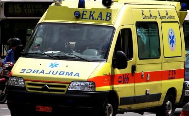 Ιωάννινα: Μωρό γεννήθηκε μέσα σε ασθενοφόρο του ΕΚΑΒ