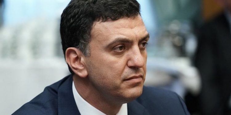 «Έρχονται χιλιάδες προσλήψεις και νέο ογκολογικό νοσοκομείο»