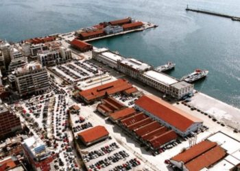 Εξάρθρωση σπείρας στο Λιμάνι Θεσσαλονίκης: 18 συλλήψεις – Ανάμεσά τους ο λιμενάρχης και 4 επιχειρηματίες