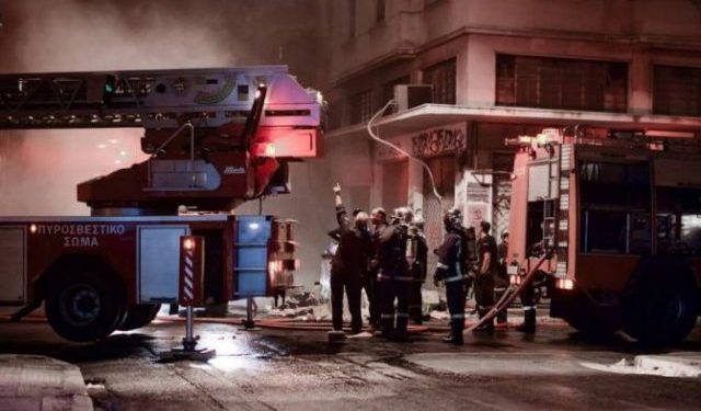 Πυρκαγιά σε κλαμπ στο κέντρο της Αθήνας