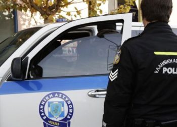 Για ληστεία και τραυματισμό αλλοδαπού συνελήφθη 25χρονος στη Θεσσαλονίκη