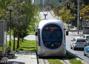 Διακοπή δρομολογίων του τραμ την Κυριακή στο τμήμα «Παναγίτσα-Κασομούλη» λόγω αγώνα δρόμου