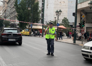 Μποτιλιάρισμα στο κέντρο της Αθήνας (ΦΩΤΟ)