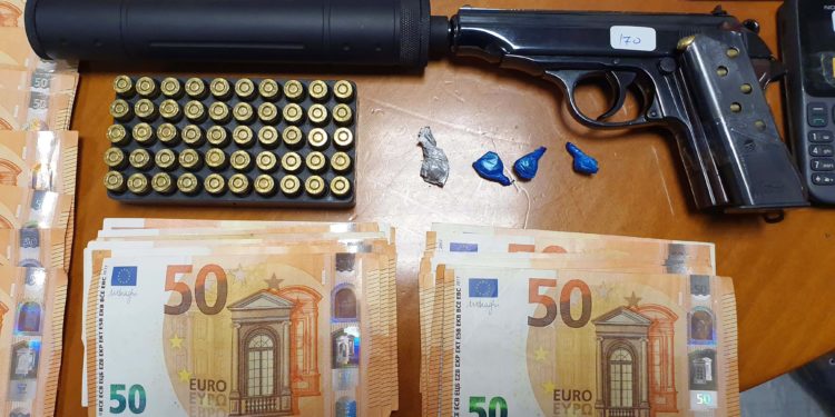 Εξαρθρώθηκε κύκλωμα πλαστογράφων και διακίνησης μεταναστών – Συνελήφθησαν 4 άτομα (ΦΩΤΟ)